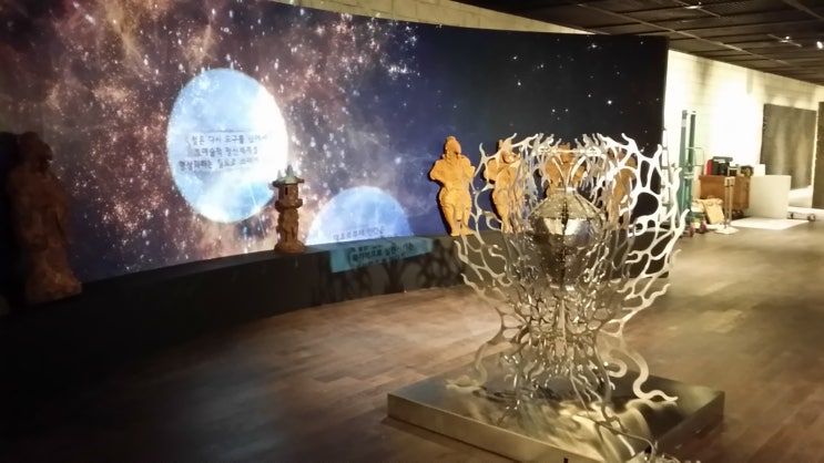 포스코 박물관 반응형 빔프로젝터,콘텐츠 설치 공사 — 특별이벤트 현장 사진 6