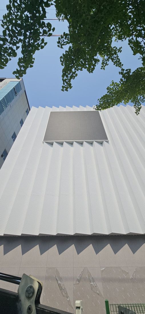 대형 멀티비전,KIOSK,키오스크 제작,사이니지,상황실,재난안전,관공서,아웃도어,P6mm 옥외용LED전광판 스크린 개발,유지보수 및 이전 설치,AS — LED전광판 현장 사진 11