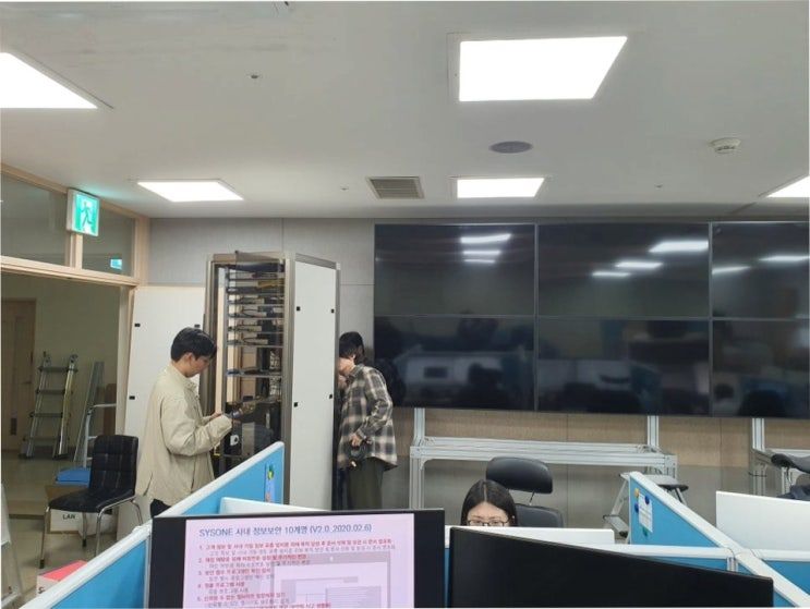 리조트 비디오월 10월 vs 11월 발주 — LED전광판 현장 사진 4